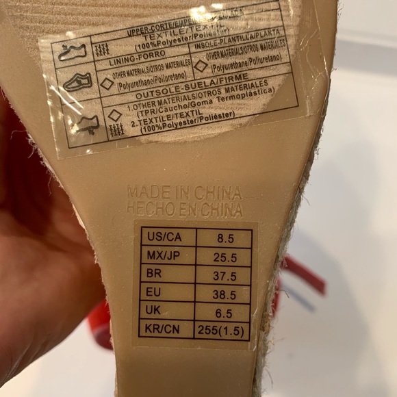 Shoes - Picture 4 of 4